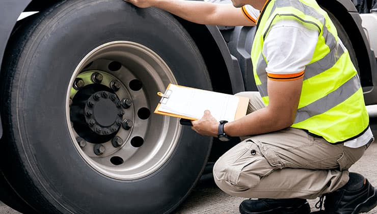 content-blog-tire-check-740x420-min content-blog-tire-check-740x420-min