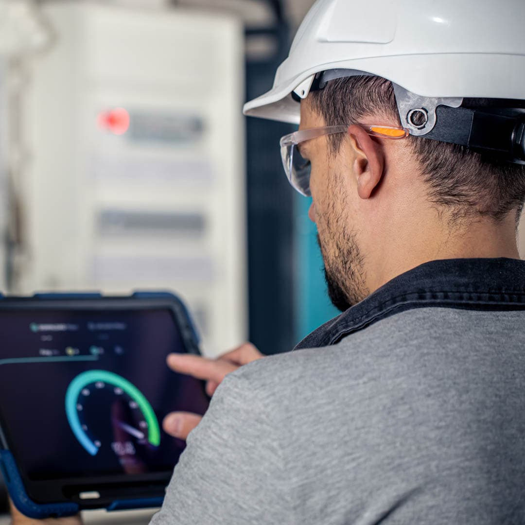 man-an-electrical-technician-working-in-a-switchb-2025-03-13-12-53-47-utc1-1 man-an-electrical-technician-working-in-a-switchb-2025-03-13-12-53-47-utc1-1