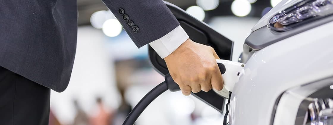 barriers-to-ev-adoption-hero-min barriers-to-ev-adoption-hero-min