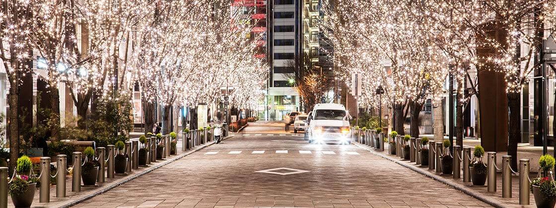 Holiday lights on road