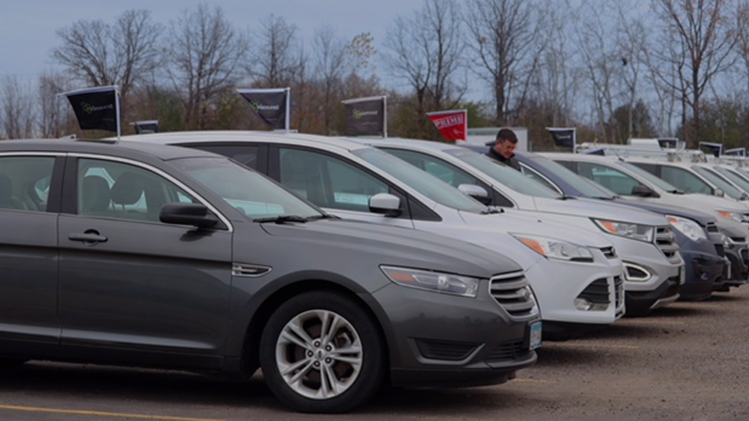 4 Crucial Tips To Avoid Parking Lot Collisions Let's be heroes' action game parking lot wars! to avoid parking lot collisions